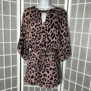 Mainstrip animal print romper shorts belted size Small